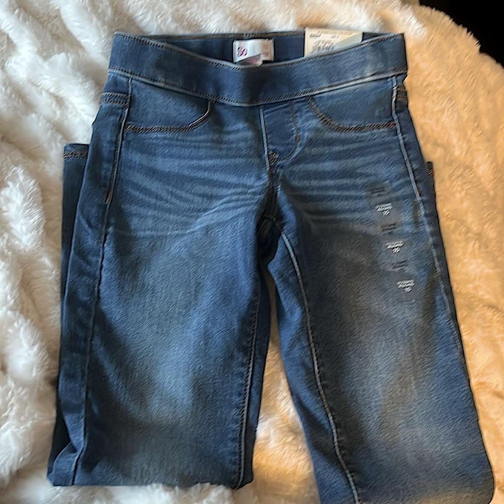 So girls jeans pull on jegging size 10,NWT